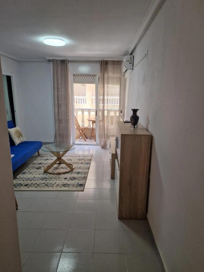 Almudena Apartments Torrevieja Ngoại thất bức ảnh
