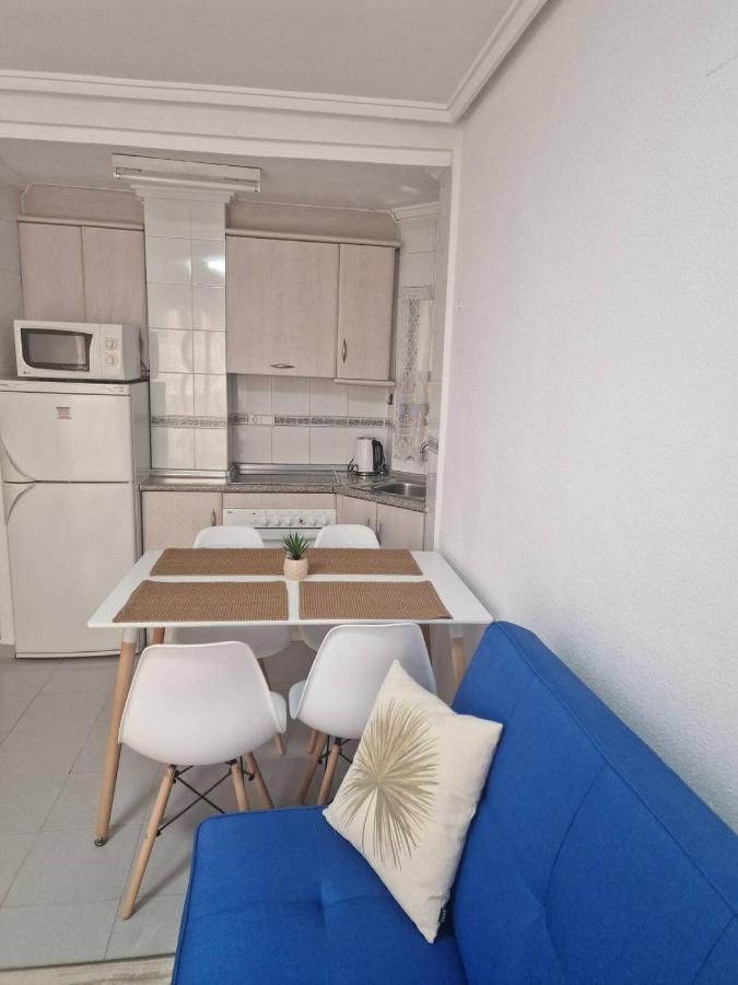 Almudena Apartments Torrevieja Ngoại thất bức ảnh