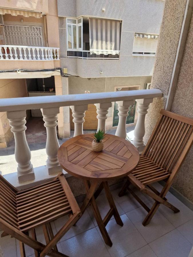 Almudena Apartments Torrevieja Ngoại thất bức ảnh
